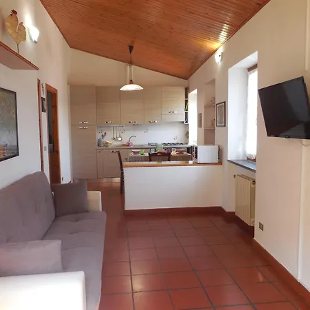 Vignale House Semesterbostad La Spezia