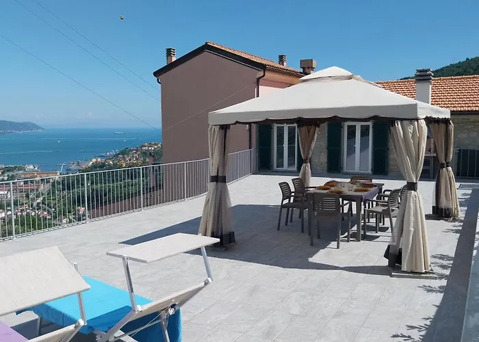 Vignale House * La Spezia