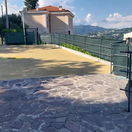 別荘 Vignale House ラ・スペツィア
